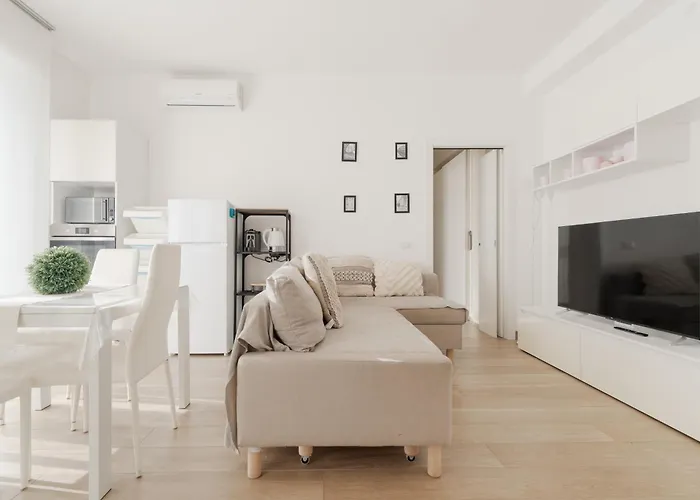 Guesthost - Spacious Balcony X6 * Mailand