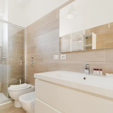 Guesthost - Spacious Balcony X6 דירה